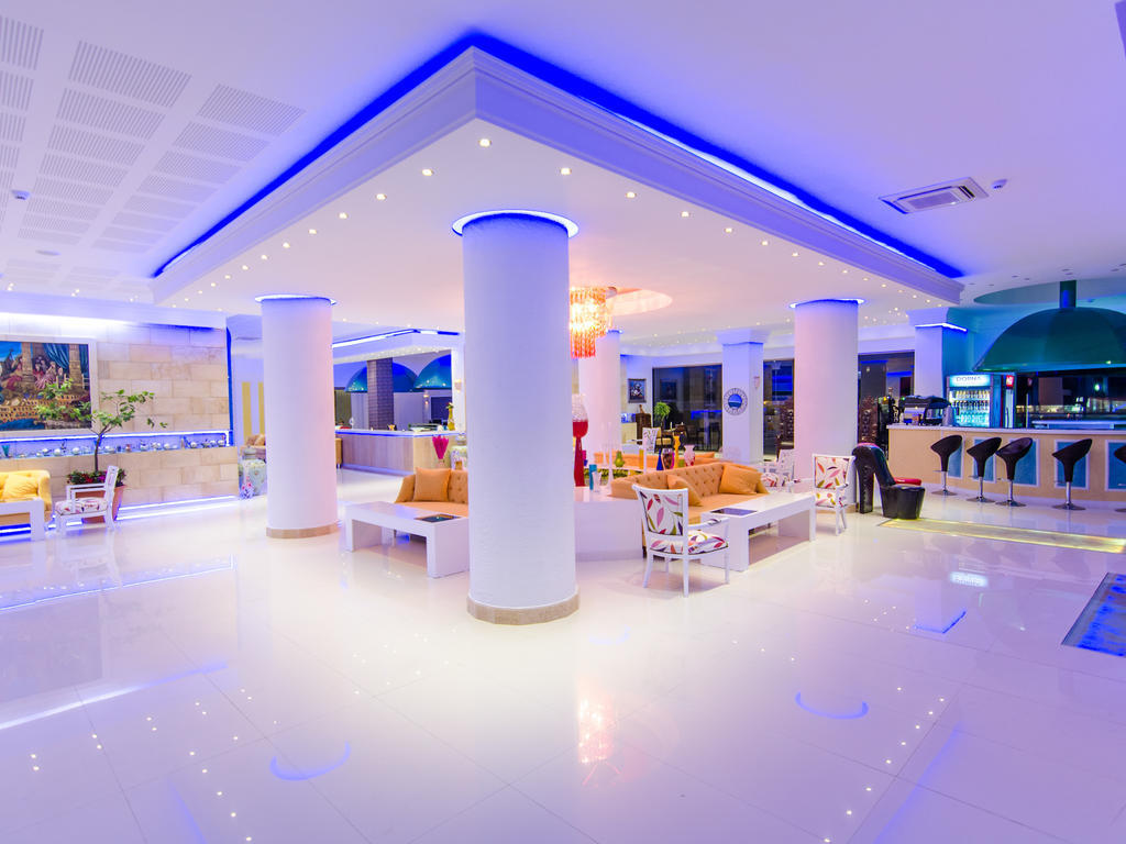Phoenicia Luxury Hotel Navodari Exterior photo