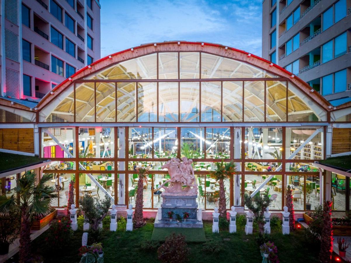 Phoenicia Luxury Hotel Navodari Exterior photo